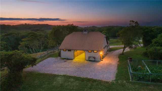 $3,500,000 | 1501 Beacon Hill Road, Block Island, RI 02807