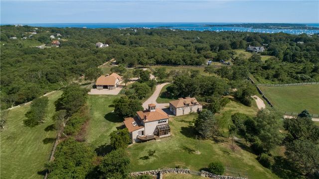 $3,500,000 | 1501 Beacon Hill Road, Block Island, RI 02807