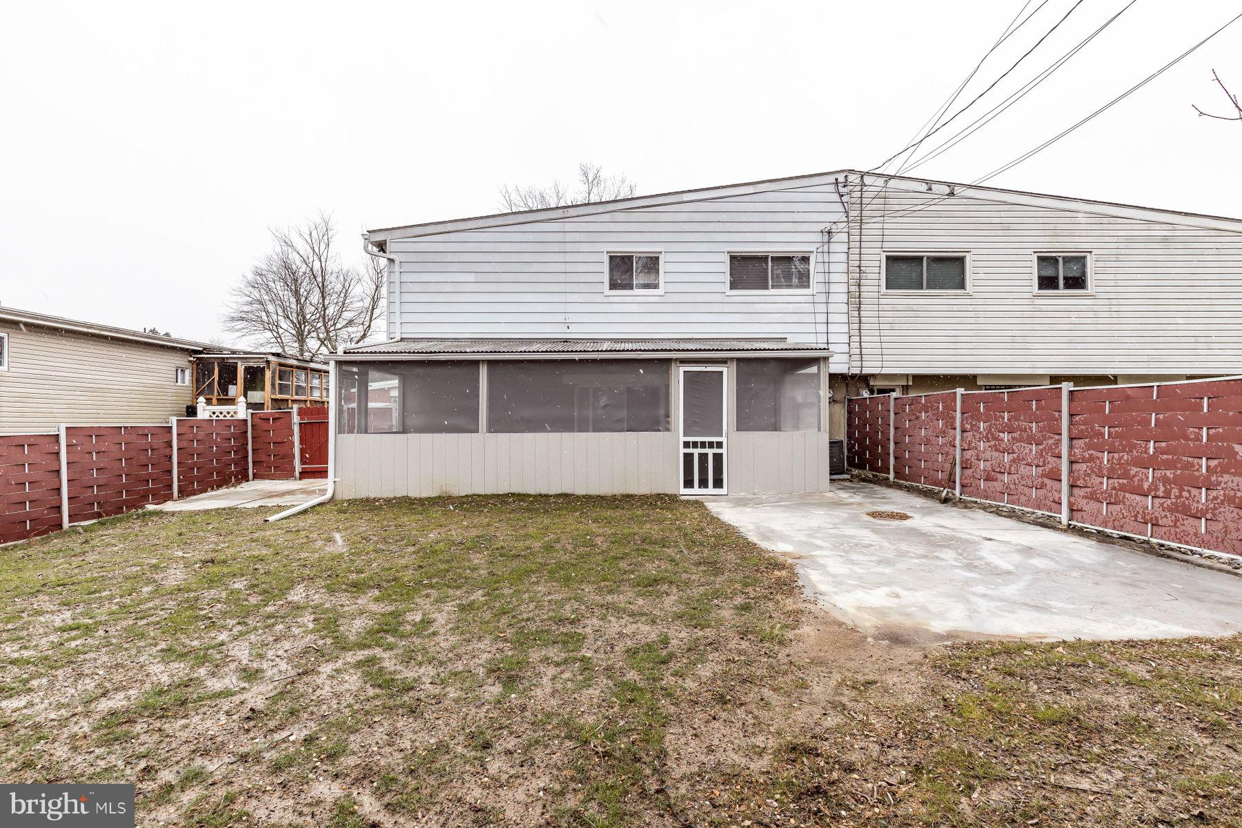 8122 Scotts Level Road Baltimore, MD 21208 - Photo 16 of 18