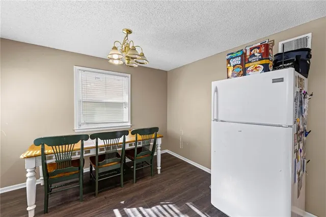 $289,000 | 5515-5517 Crest Drive, Kansas City, KS 66106