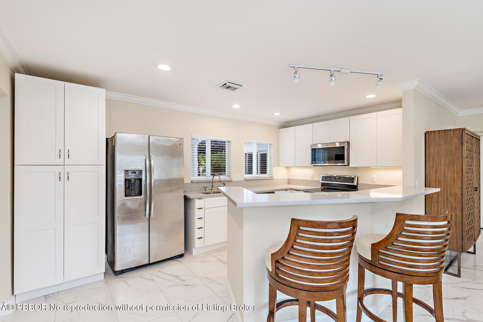 369 Valley Forge Road West Palm Beach, FL 33405 - Photo 8 of 19 low-4