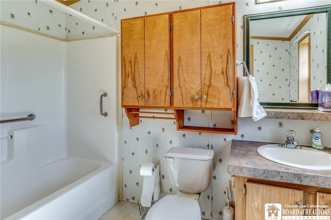 293 Bray Road Freedom, NY 14009 - Photo 12 of 34