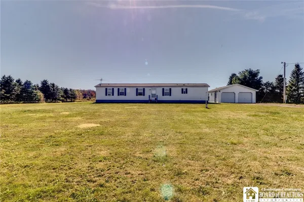 $155,000 | 293 Bray Road, Freedom, NY 14009