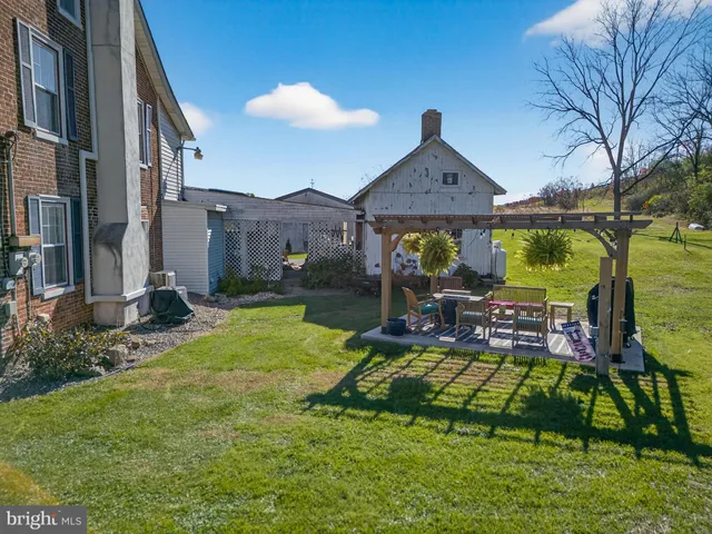 a picture of a outdoor space