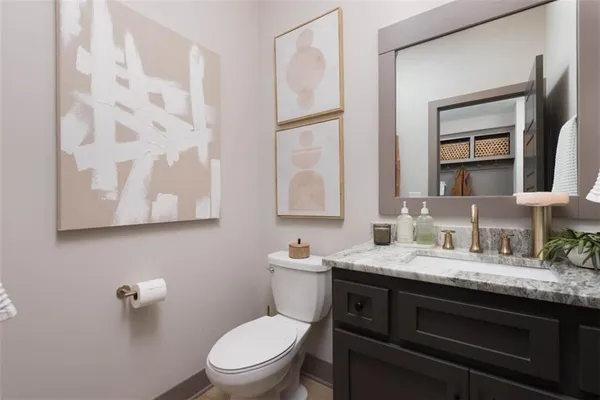 $699,950 | 1101 Southwest Brookside Court, Lee's Summit, MO 64064