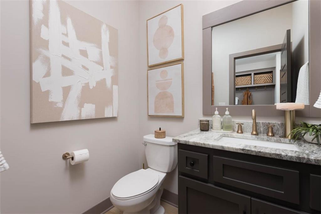 1101 Southwest Brookside Court Lee's Summit, MO 64064 - Photo 18 of 61