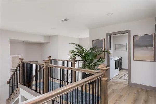 $699,950 | 1101 Southwest Brookside Court, Lee's Summit, MO 64064
