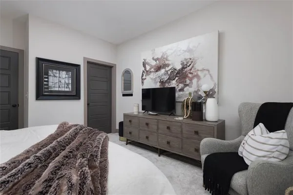 $699,950 | 1101 Southwest Brookside Court, Lee's Summit, MO 64064