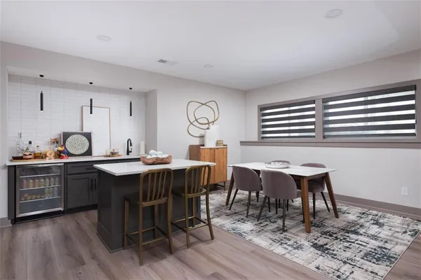 $699,950 | 1101 Southwest Brookside Court, Lee's Summit, MO 64064