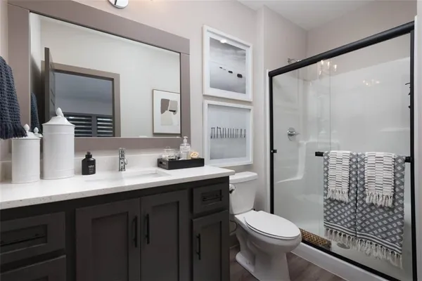 $699,950 | 1101 Southwest Brookside Court, Lee's Summit, MO 64064