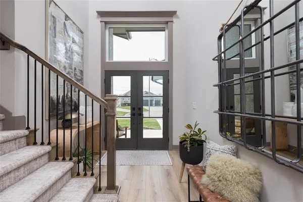 $699,950 | 1101 Southwest Brookside Court, Lee's Summit, MO 64064