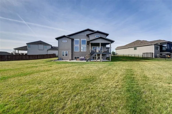 $699,950 | 1101 Southwest Brookside Court, Lee's Summit, MO 64064