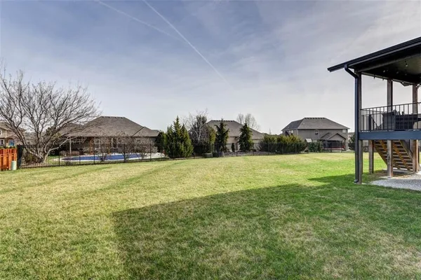 $699,950 | 1101 Southwest Brookside Court, Lee's Summit, MO 64064