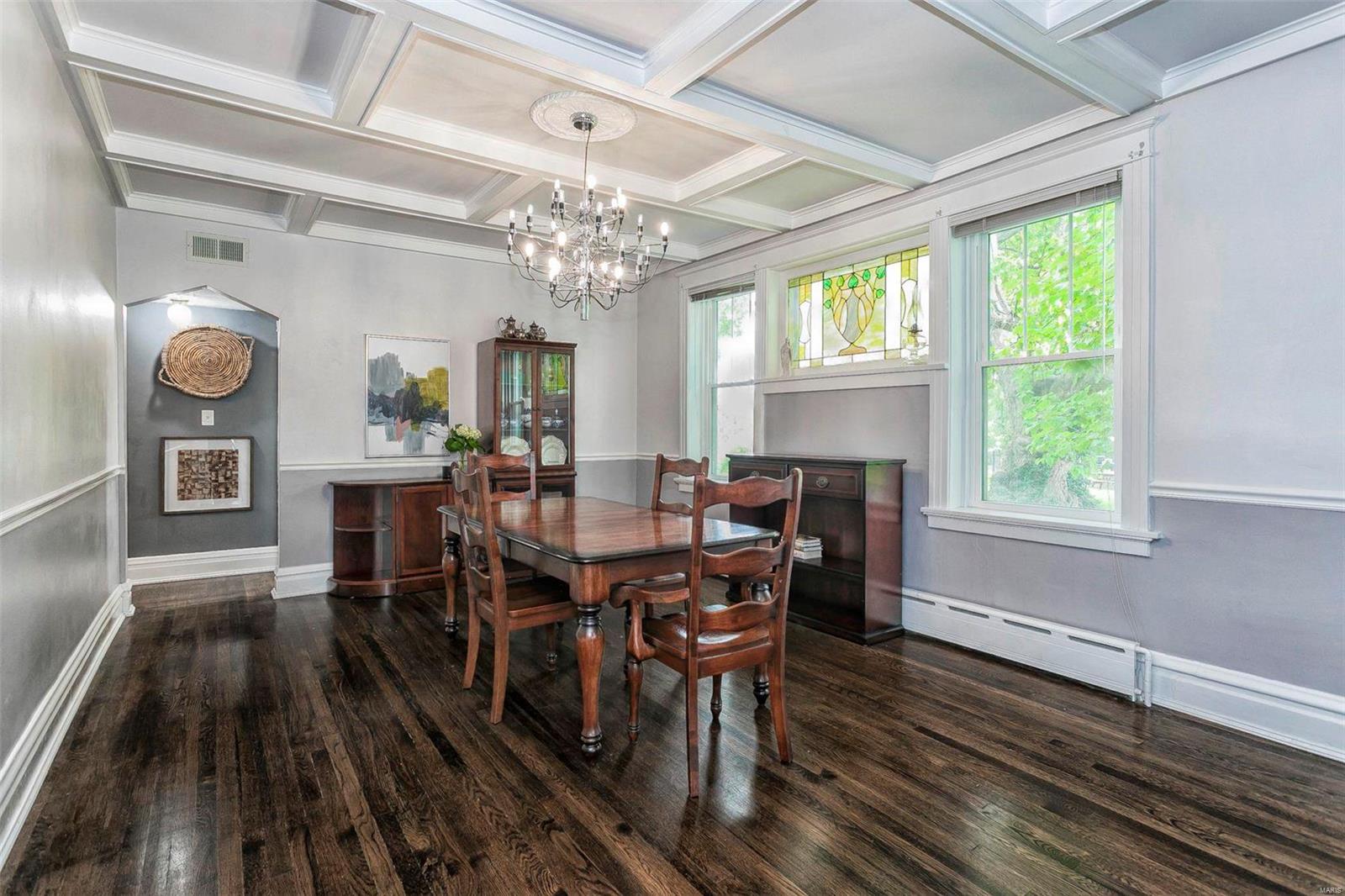 7029 South Rock Hill Road St. Louis, MO 63123 - Photo 12 of 52 Gallery Image 12