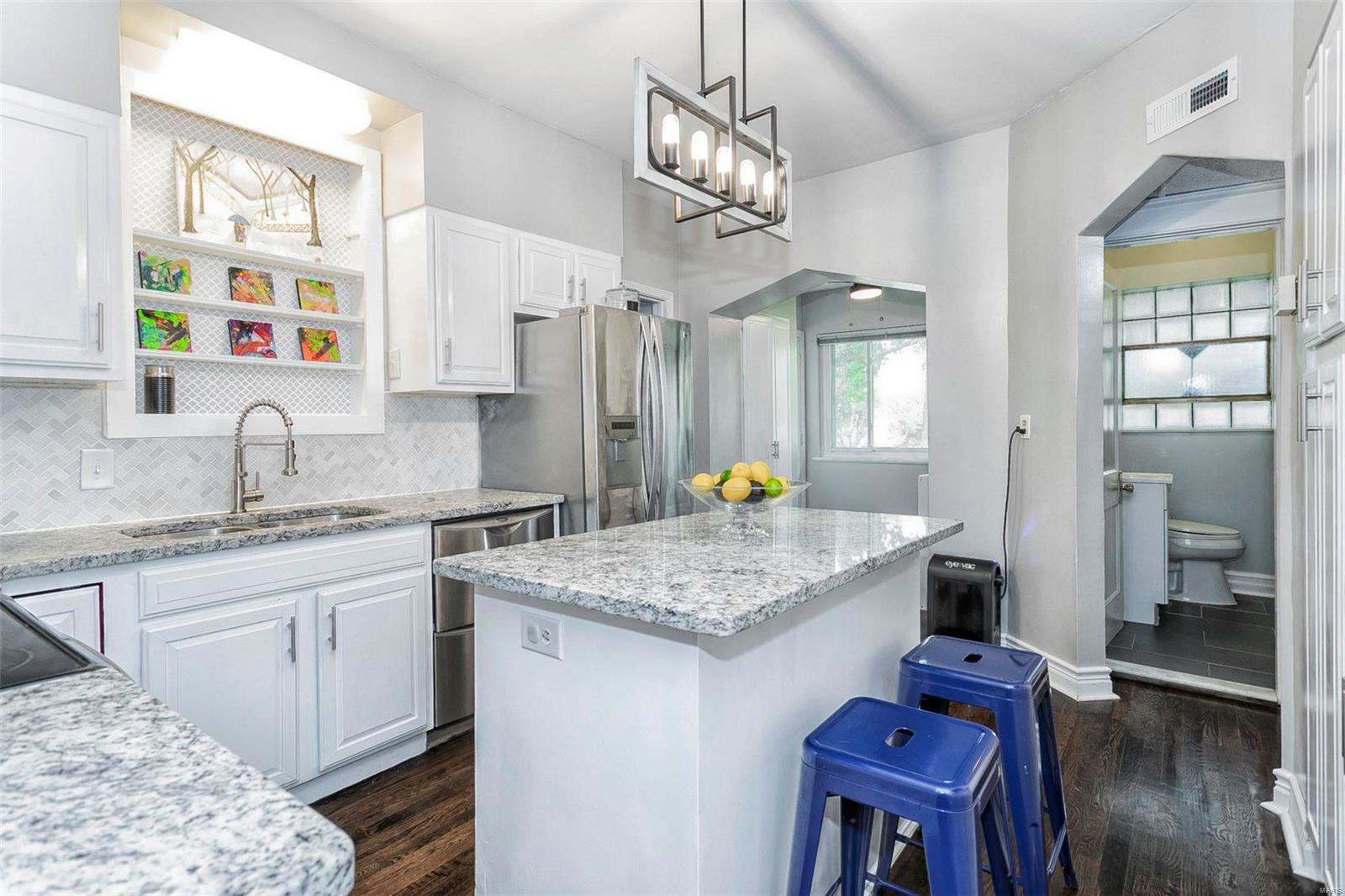 7029 South Rock Hill Road St. Louis, MO 63123 - Photo 15 of 52 Gallery Image 15