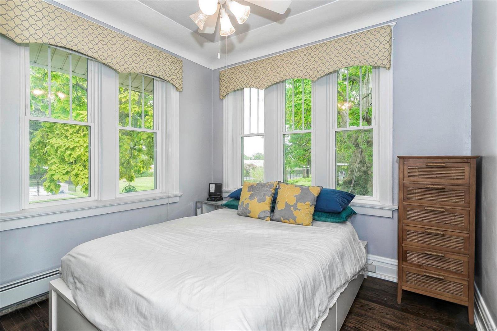 7029 South Rock Hill Road St. Louis, MO 63123 - Photo 22 of 52 Gallery Image 22
