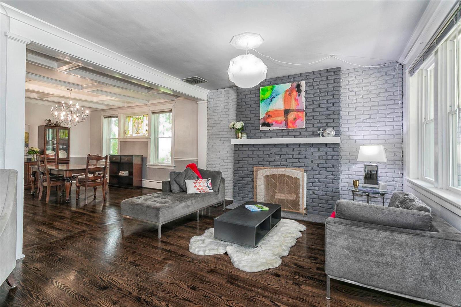 7029 South Rock Hill Road St. Louis, MO 63123 - Photo 8 of 52 Gallery Image 8
