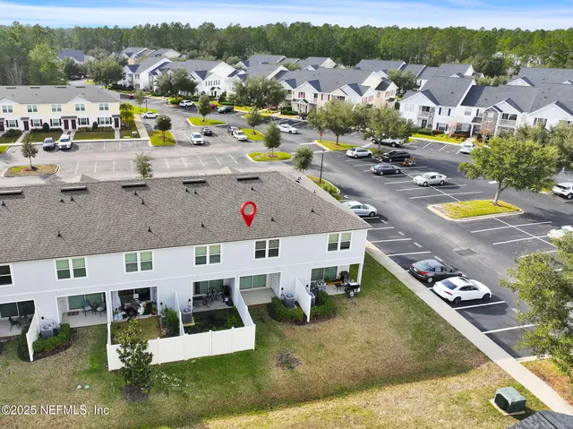 $195,000 | 575 Oakleaf Plantation Parkway, Unit 1502, Orange Park, FL 32065