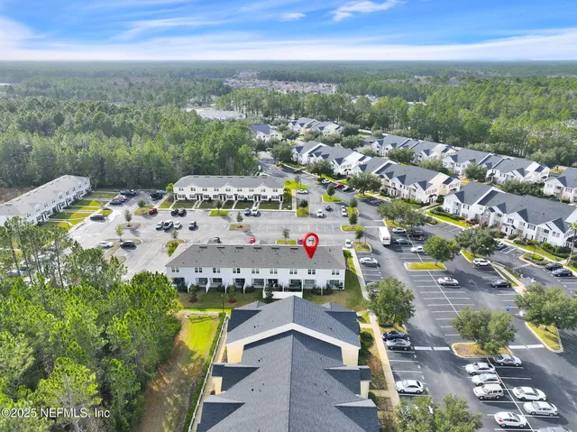 $195,000 | 575 Oakleaf Plantation Parkway, Unit 1502, Orange Park, FL 32065