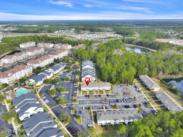 $195,000 | 575 Oakleaf Plantation Parkway, Unit 1502, Orange Park, FL 32065