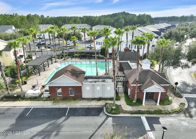 $195,000 | 575 Oakleaf Plantation Parkway, Unit 1502, Orange Park, FL 32065