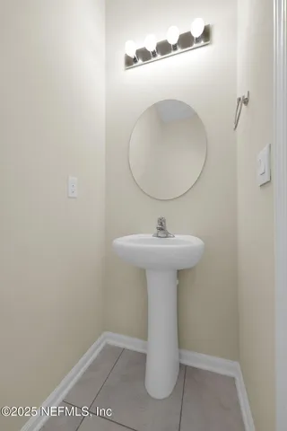 $195,000 | 575 Oakleaf Plantation Parkway, Unit 1502, Orange Park, FL 32065