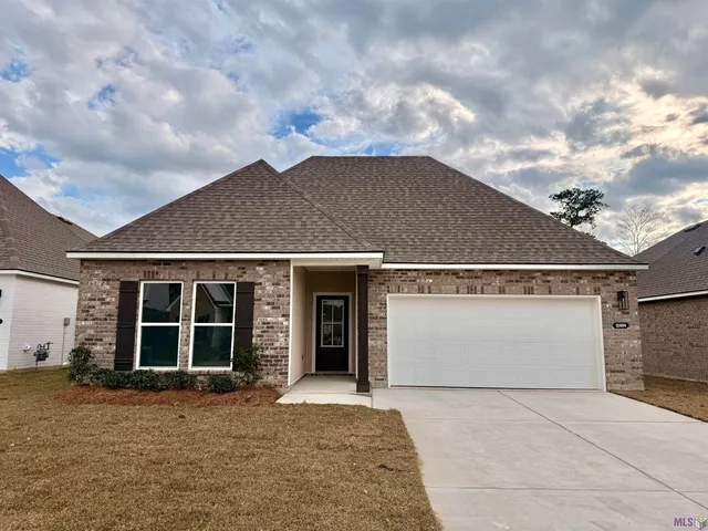 $296,900 | 12404 Preakness Drive, Denham Springs, LA 70726
