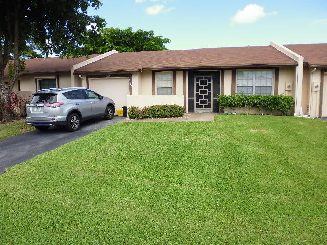 5262 Breadfruit Circle Delray Beach, FL 33484 - Photo 1 of 40 P1020382