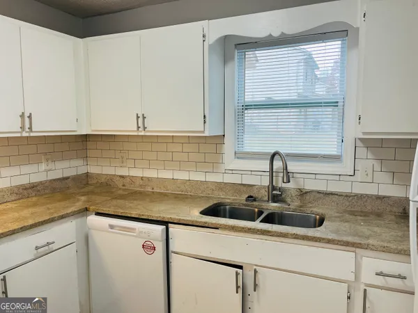 $1,225 | 907 Silverwood Drive, Unit 907, Atlanta, GA 30349