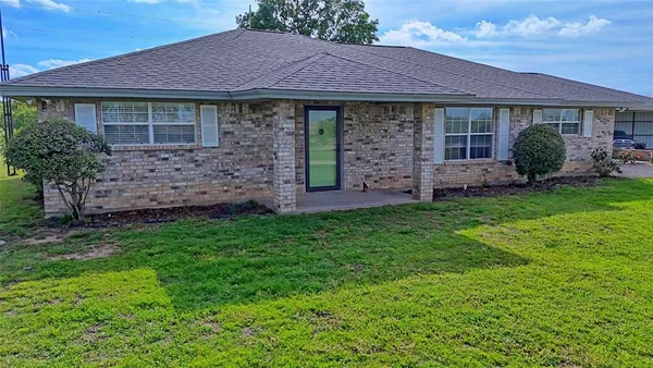$565,000 | 4316 Leona Road, Bowie, TX 76230