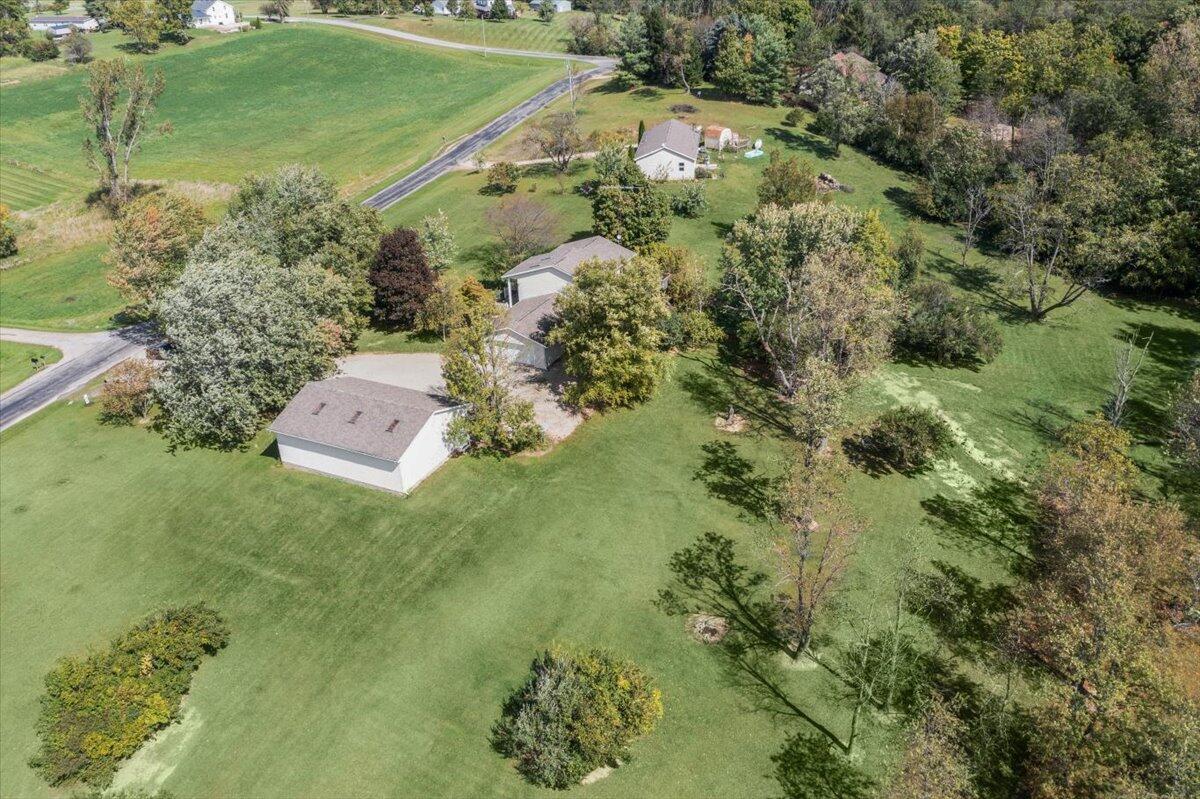 7391 Blue Road Cable, OH 43009 - Photo 7 of 66