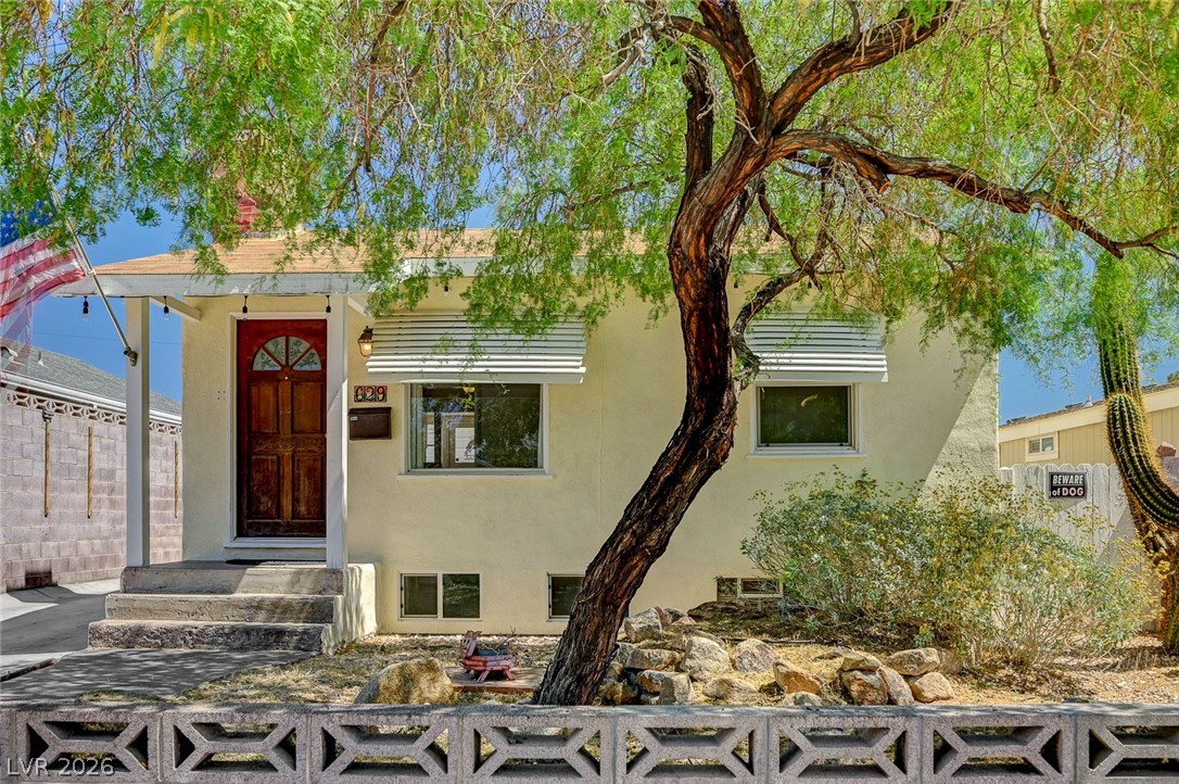629 L Avenue Boulder City, NV 89005 - Photo 2 of 46 Charming curb appeal. Raised block wall yard.