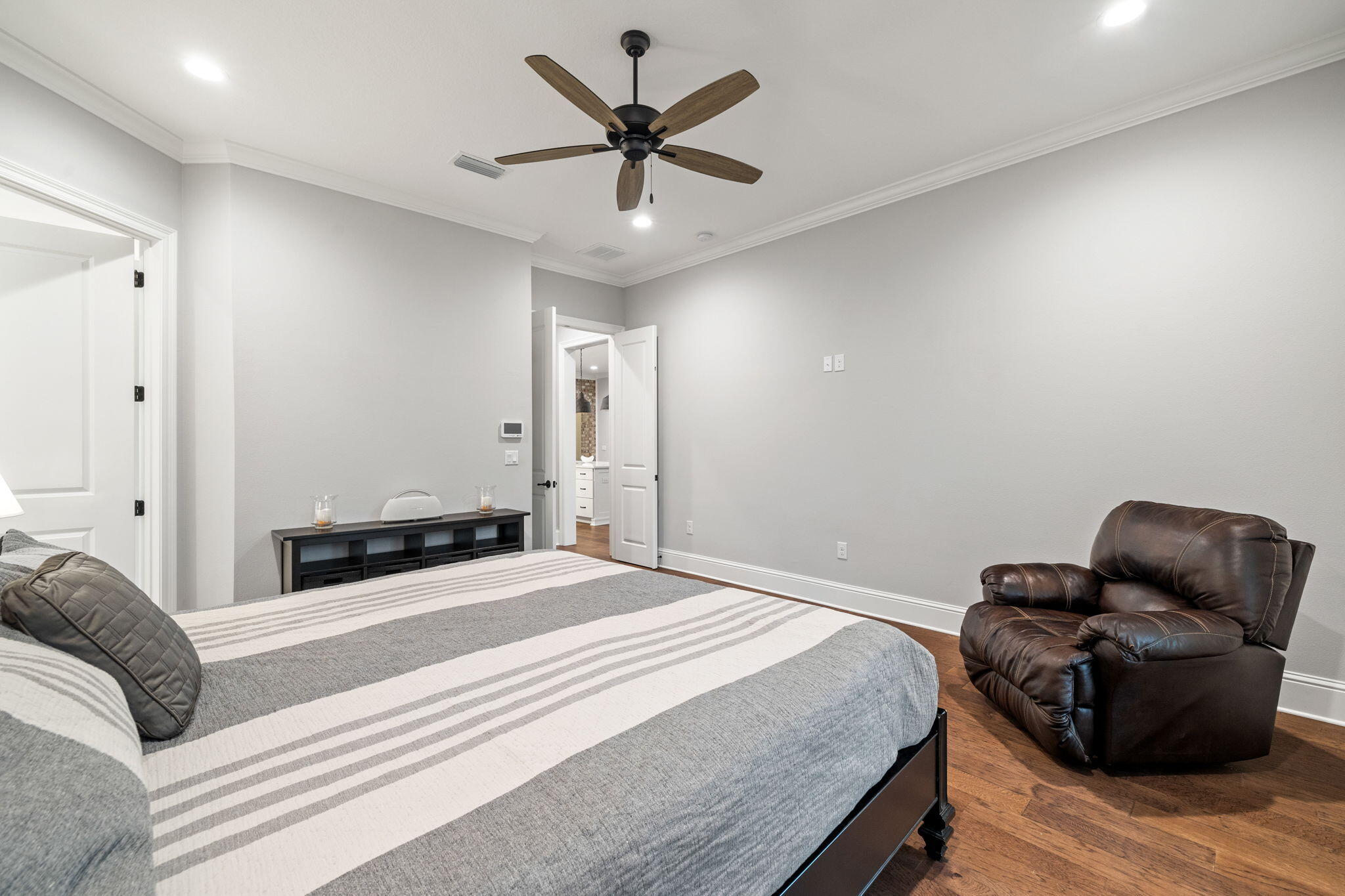 92 Revana Way Freeport, FL 32439 - Photo 44 of 59 a bedroom with a bed and ceiling fan