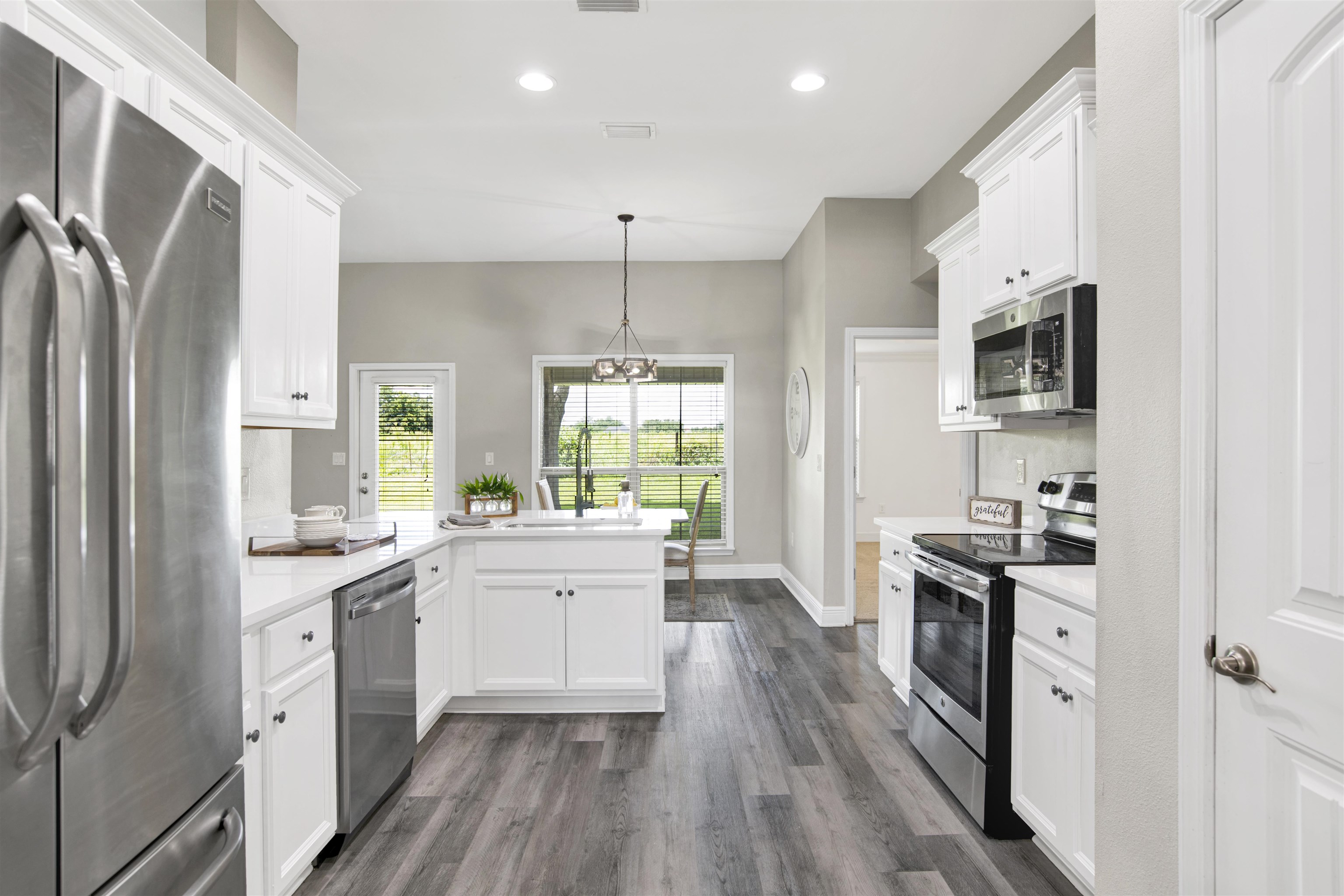 11561 Plateau Street Daphne, AL 36526 - Photo 7 of 29 Kitchen