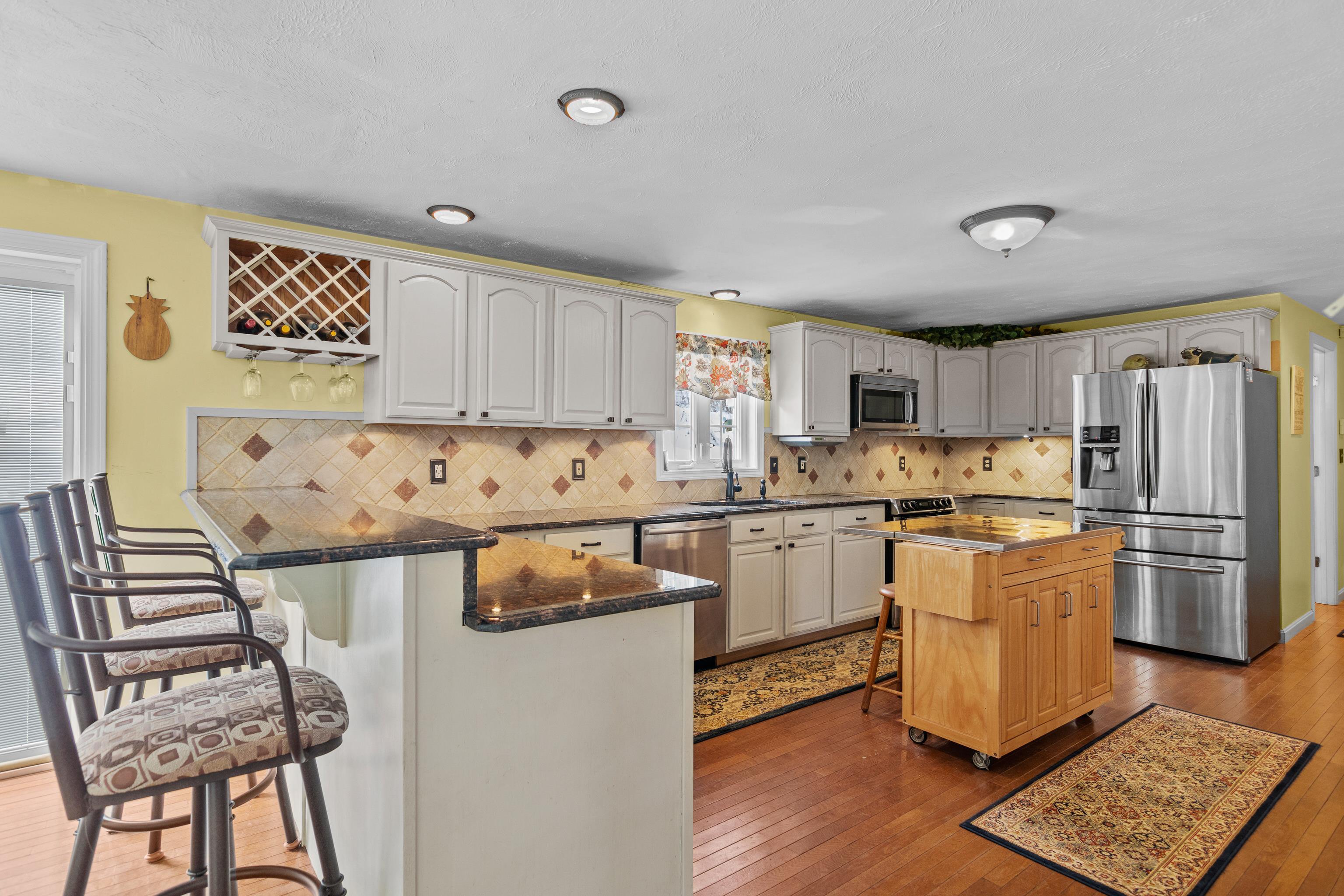 1031 River Road Weare, NH 03281 - Photo 6 of 40 Gallery Image 6
