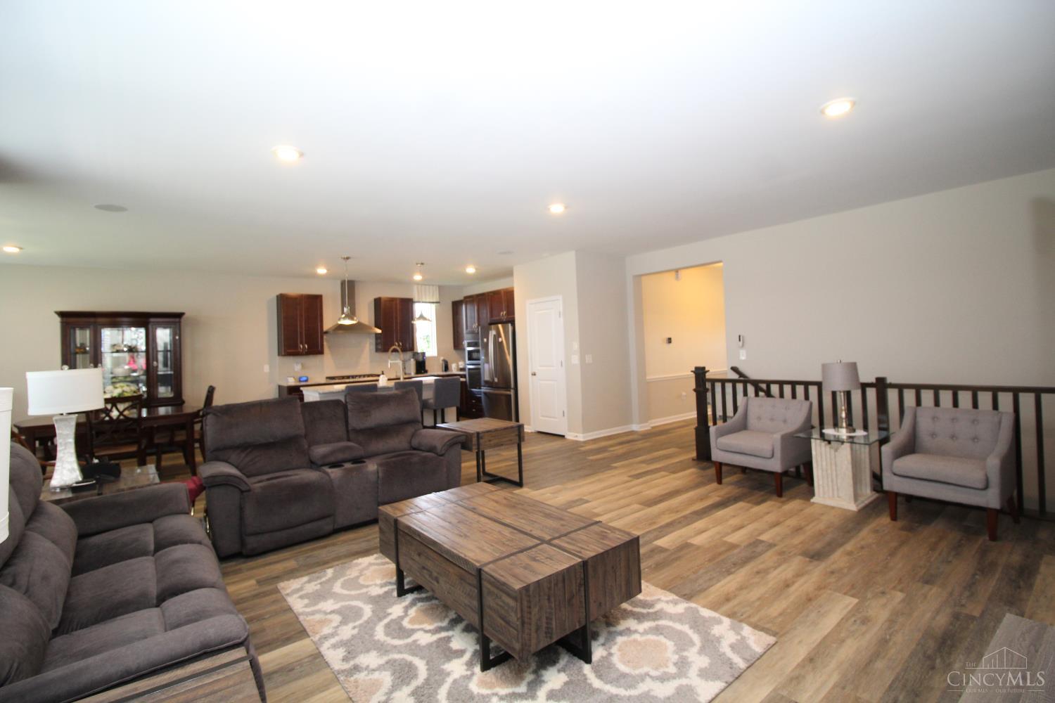 5330 Mariners Way Hamilton, OH 45011 - Photo 6 of 31