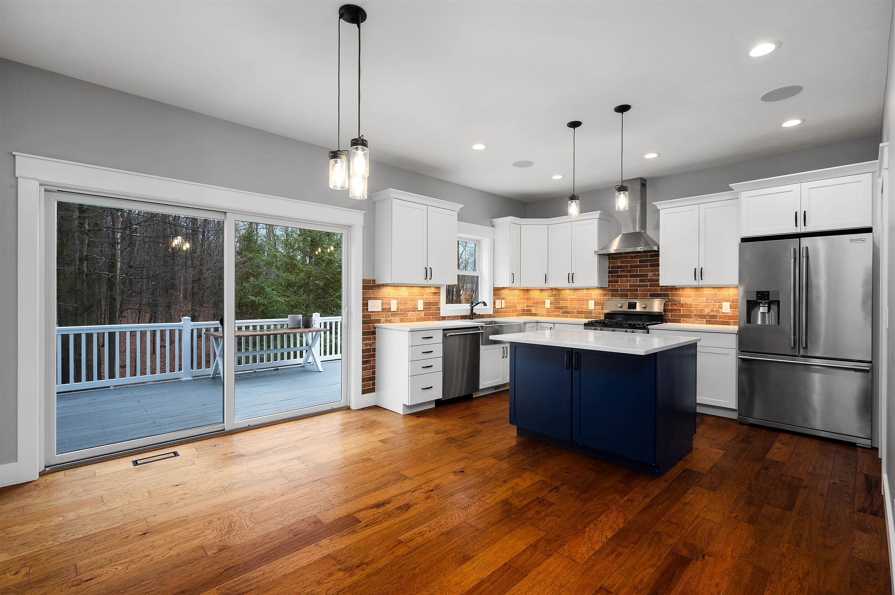 552 Napolean Way Traverse City, MI 49696 - Photo 8 of 75 1929844-8d798bbc-3295-4f06-a207-990ecbb4dd20.JPG