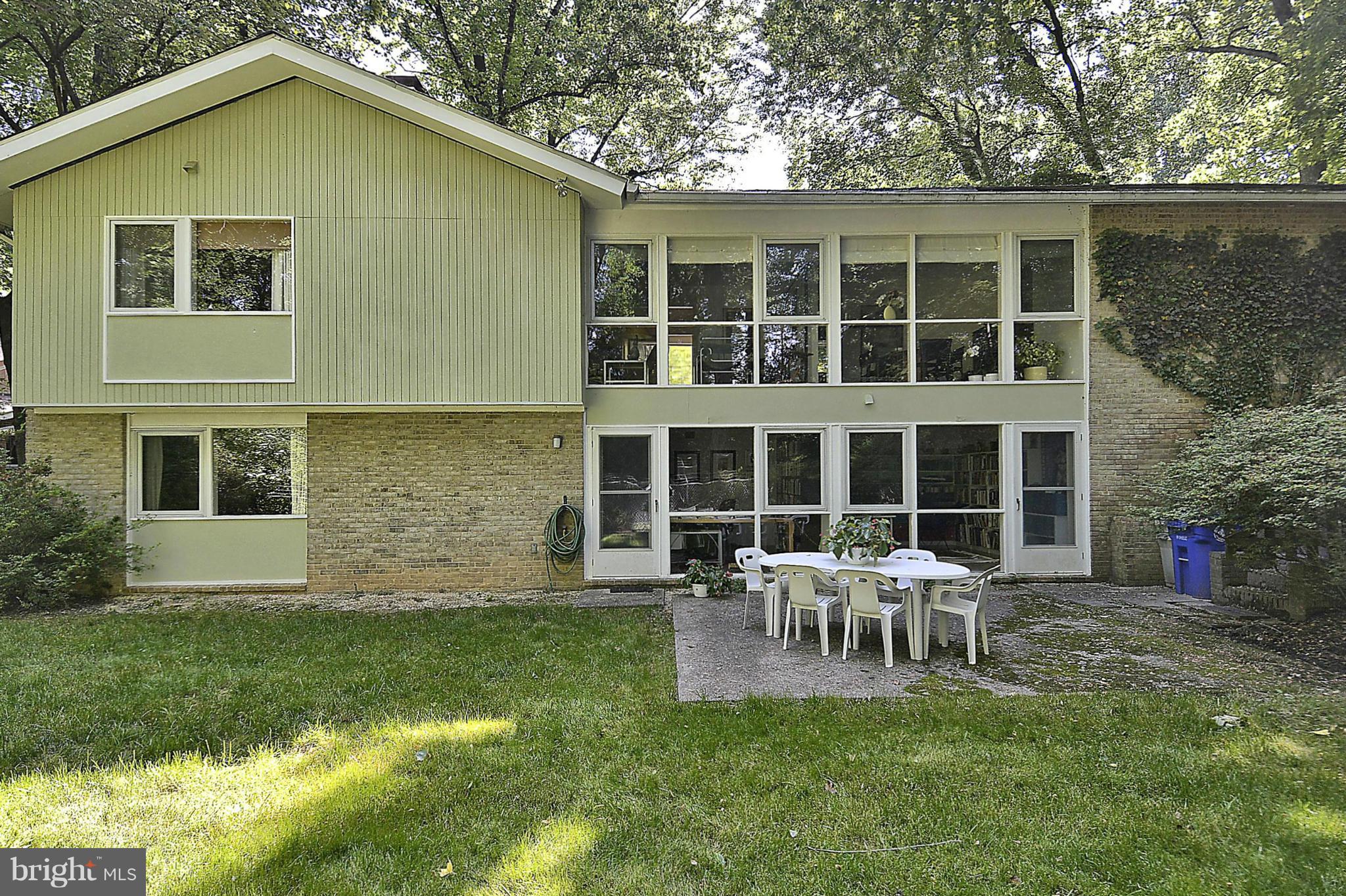 8312 Fenway Road Bethesda, MD 20817 - Photo 3 of 16 Exterior (Rear)