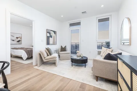 $1,390,000 | 1395 Washington Street, Unit PH603, Boston, MA 02118
