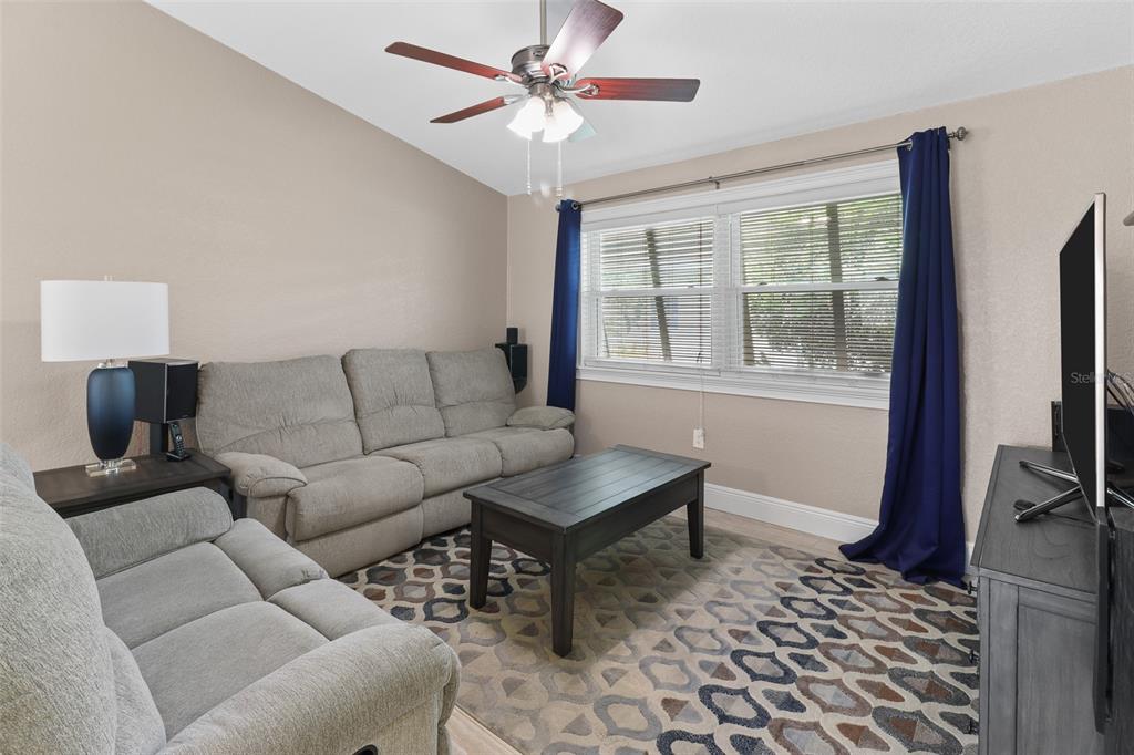 4512 Mitcher Road New Port Richey, FL 34652 - Photo 6 of 44