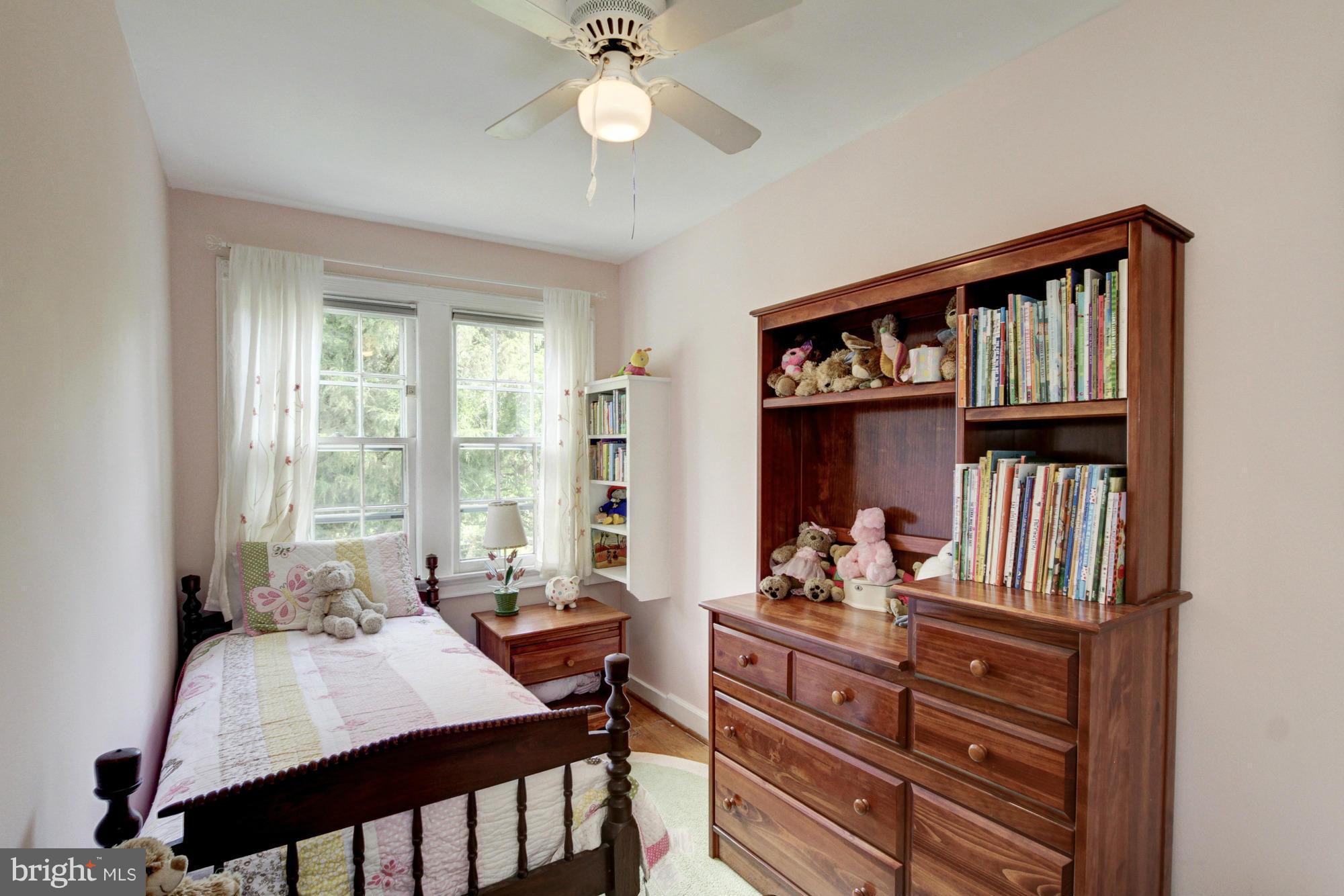 4418 Reservoir Road Northwest Washington, DC 20007 - Photo 15 of 24 Bedroom