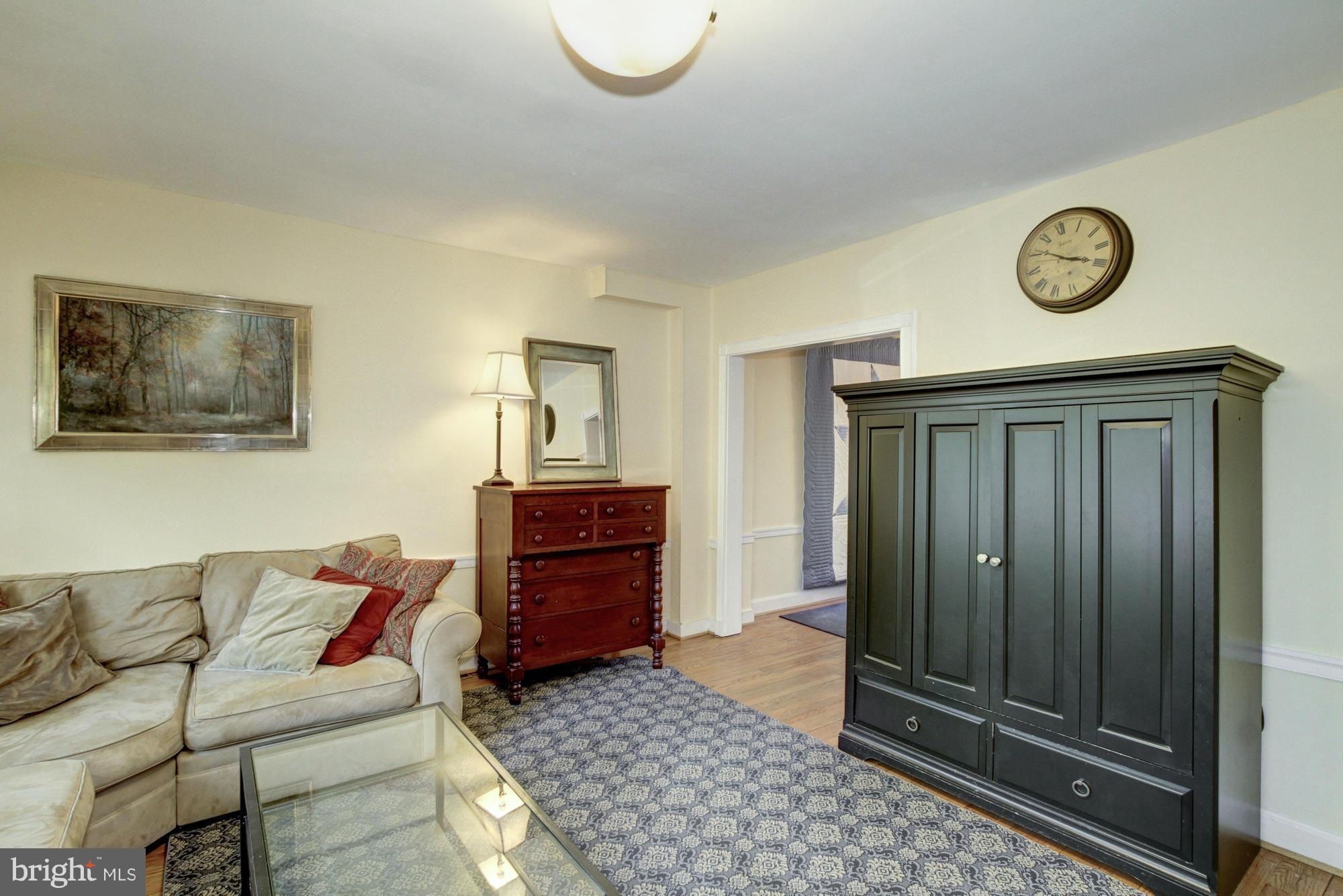 4418 Reservoir Road Northwest Washington, DC 20007 - Photo 4 of 24 Interior (General)
