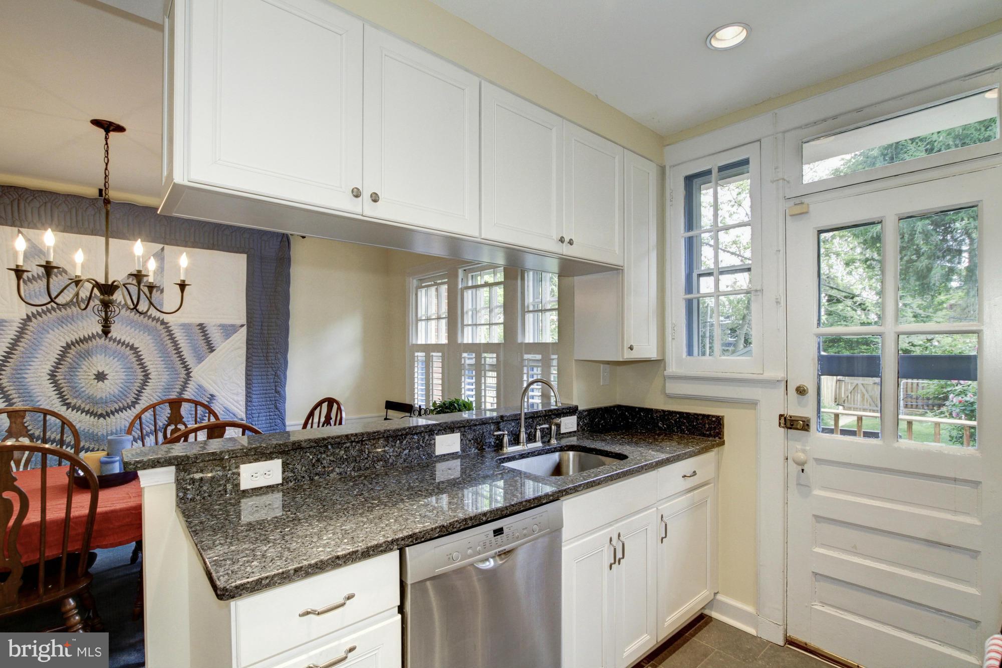 4418 Reservoir Road Northwest Washington, DC 20007 - Photo 9 of 24 Kitchen