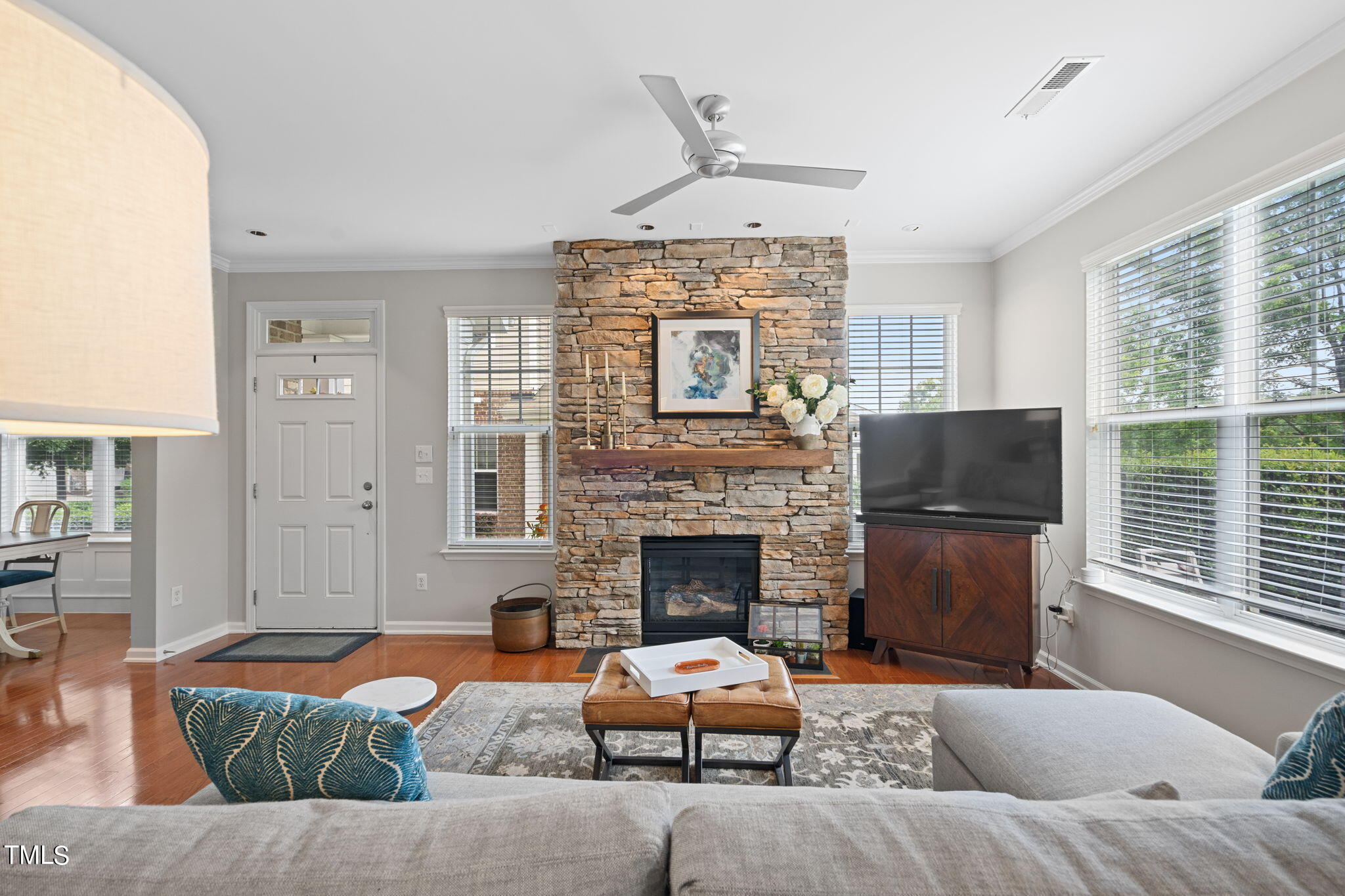 9161 Wooden Road Raleigh, NC 27617 - Photo 8 of 32 13-web-or-mls-DSC09916