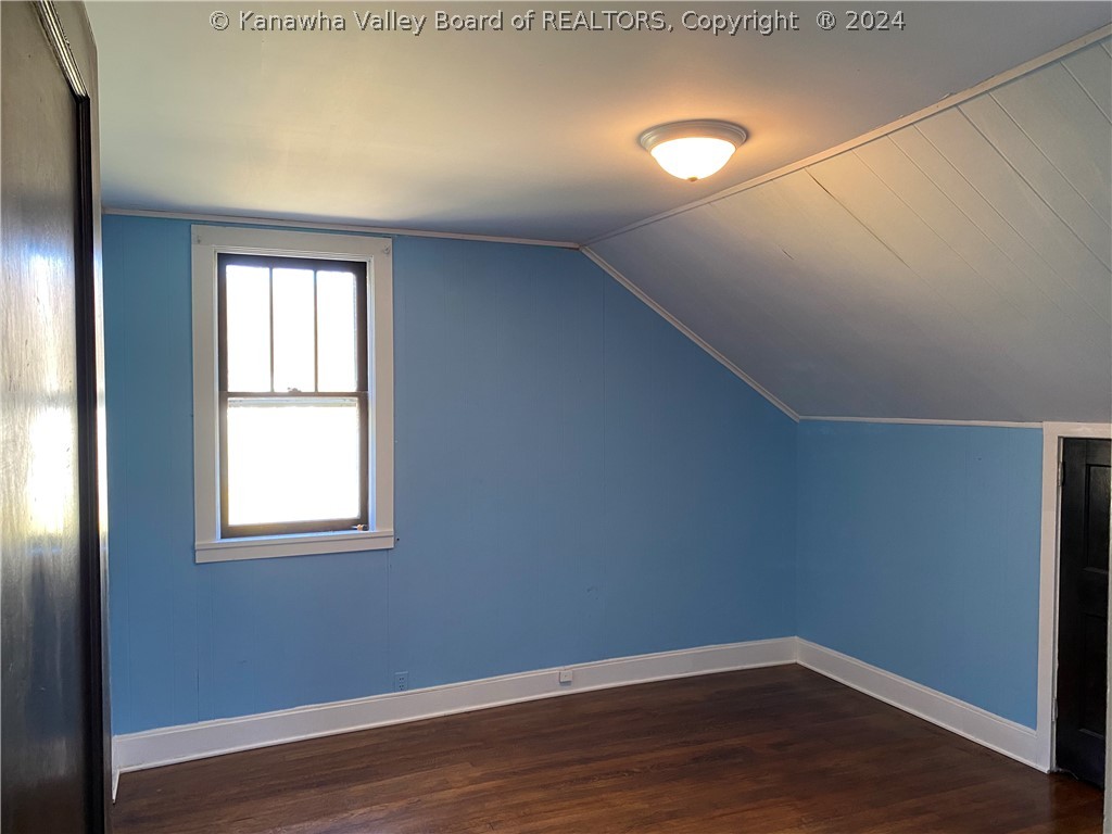 201 Viking Road Charleston, WV 25302 - Photo 6 of 41 Gallery Image 6