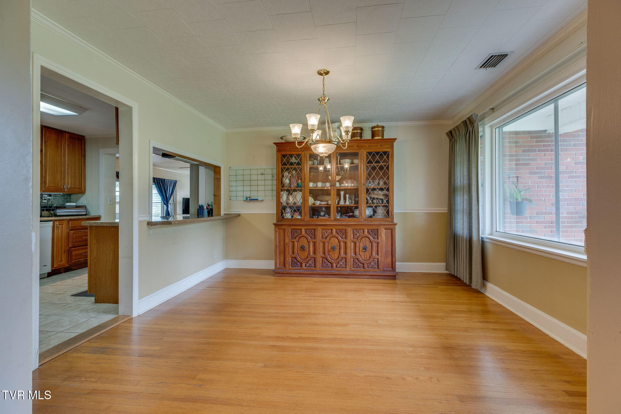 899 Huffine Road Johnson City, TN 37604 - Photo 9 of 41 009