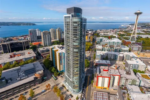 $599,995 | 2510 6th Avenue, Unit 1103, Seattle, WA 98121