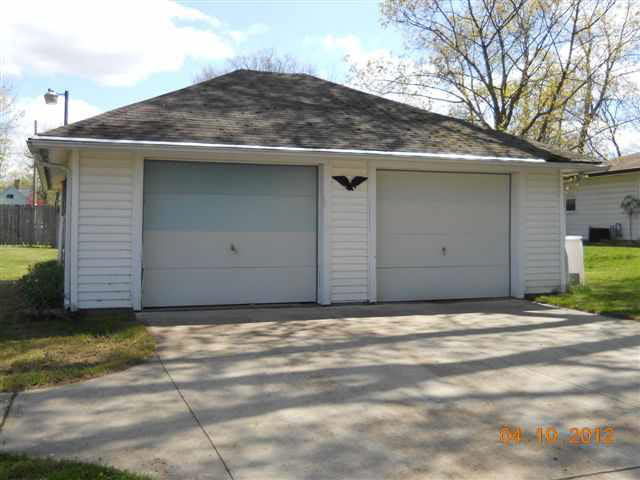 313 3rd Street Howe, IN 46746 - Photo 2 of 9 Gallery Image 2