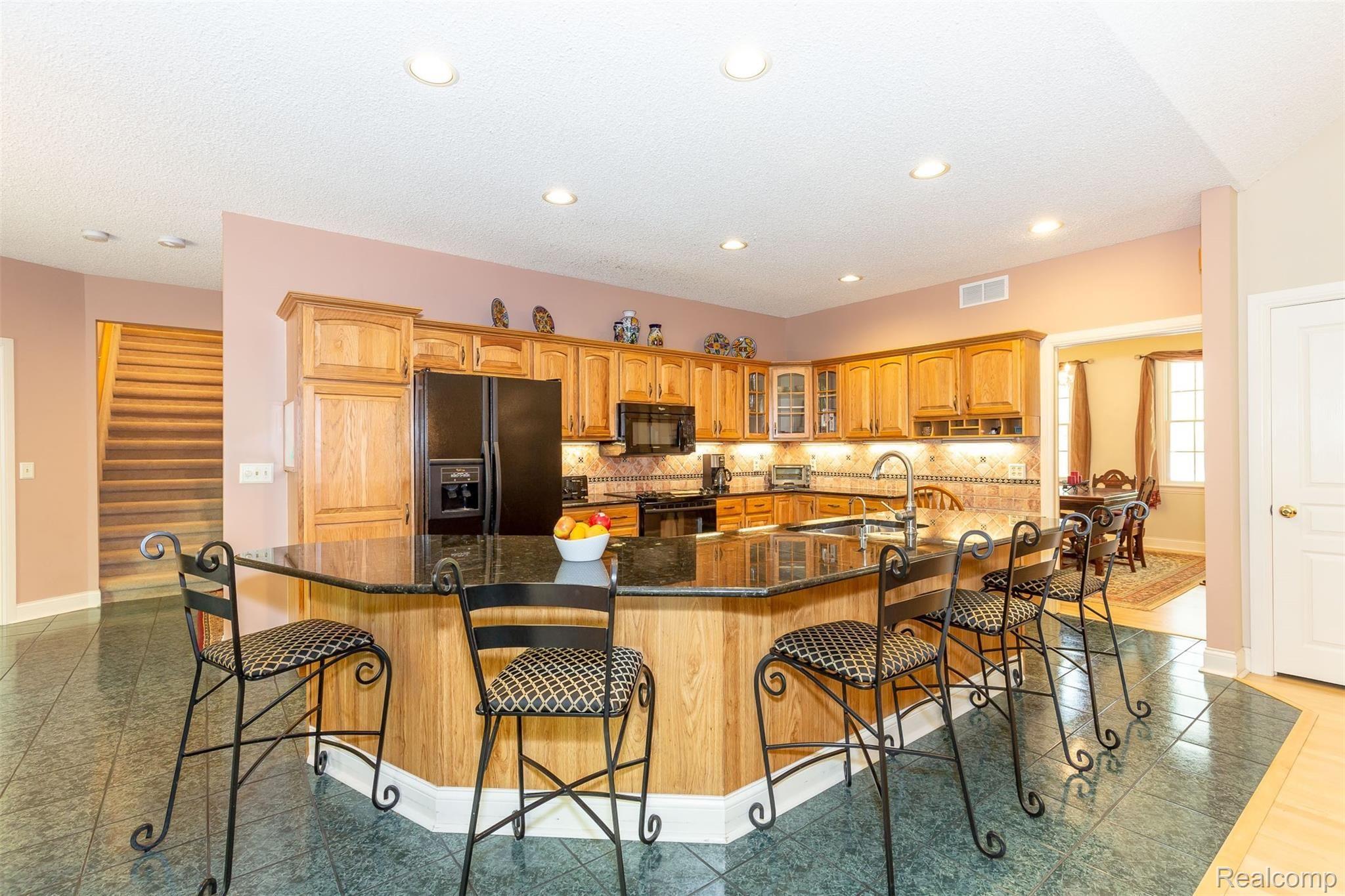 4835 Waldon Road Clarkston, MI 48348 - Photo 8 of 56 592A2752.jpg