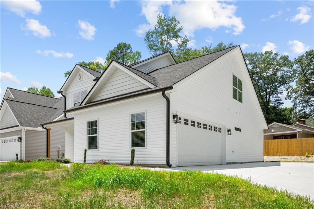 2808 Roland Road Greensboro, NC 27407 - Photo 4 of 39 Gallery Image 4